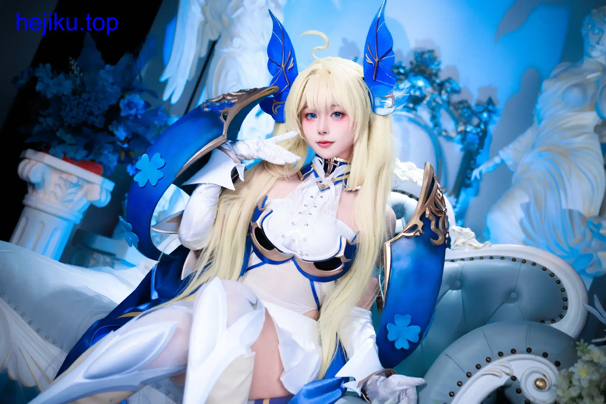 momoko葵葵写真集：从天狼星到竞泳，多角色cos作品整理